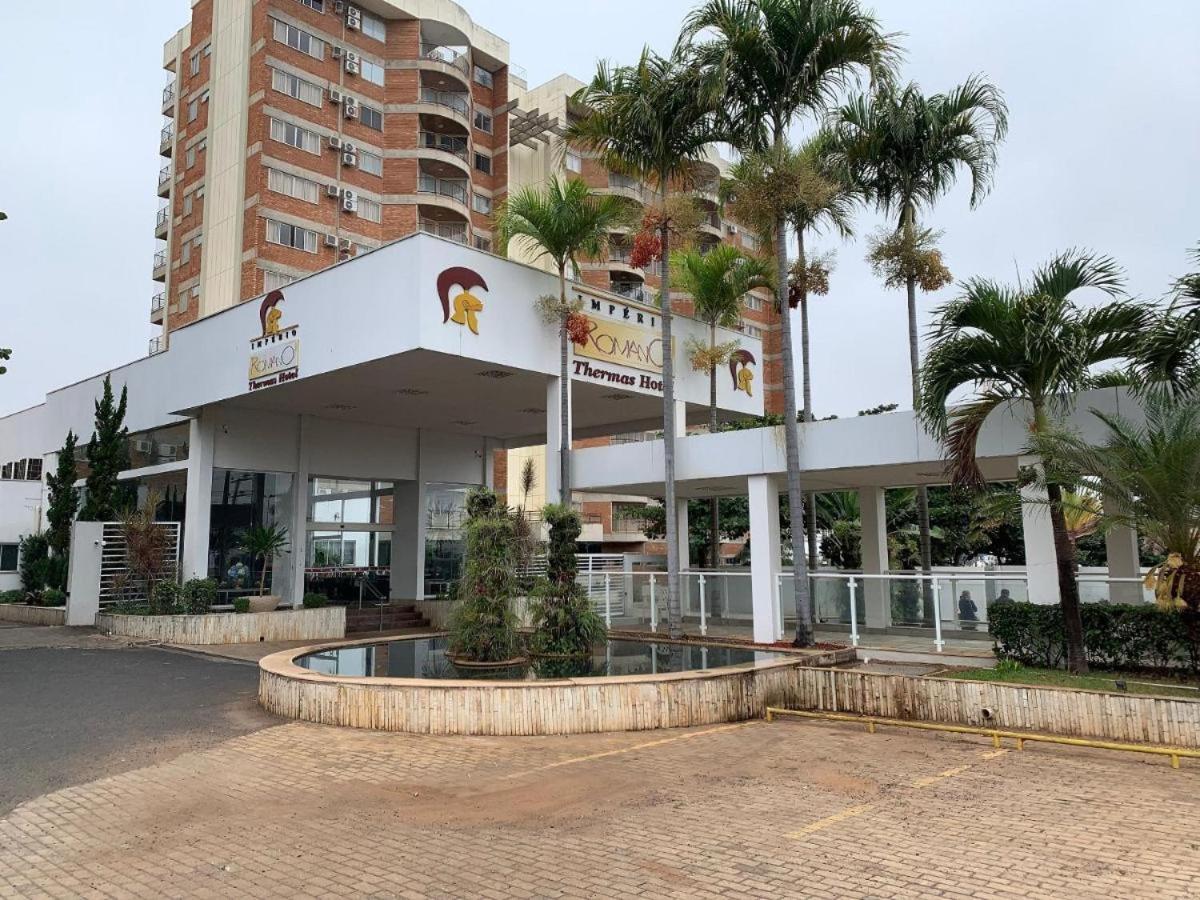 Apartamento Imperio Romano - 2 Quartos, 24Hs Piscina Caldas Novas Εξωτερικό φωτογραφία